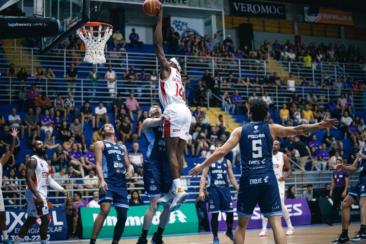 Flamengo derrota o Pato e vence o primeiro jogo no NBB, basquete