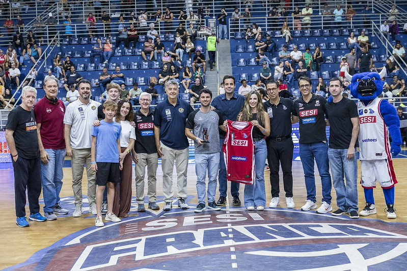 Em noite de Playoffs do NBB, Sesi Franca Basquete lança o "Troféu Michel Cury"