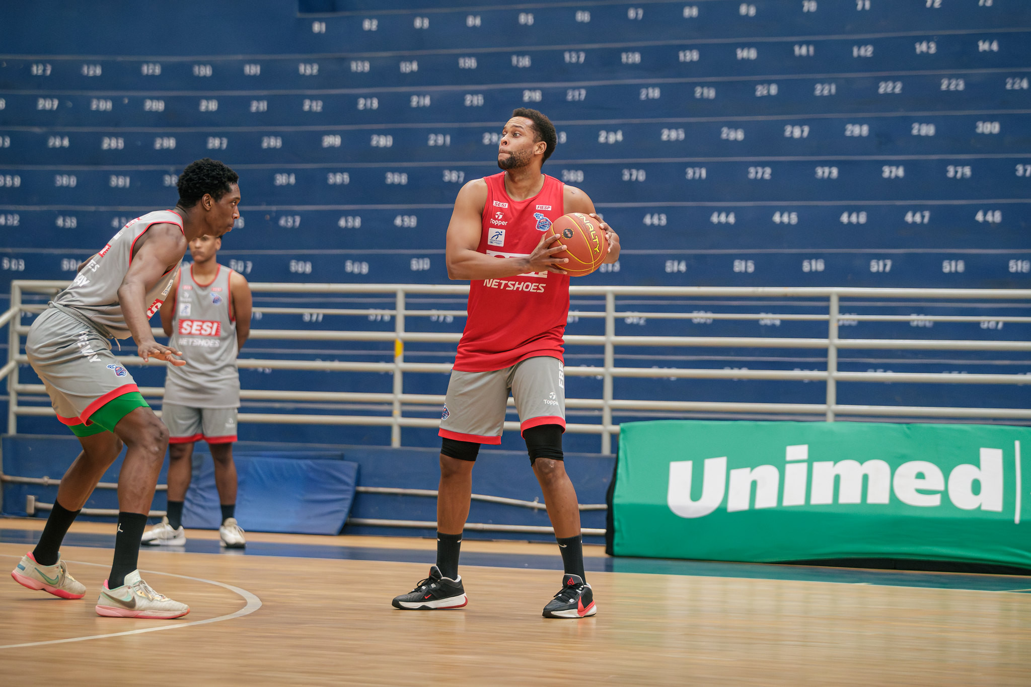 Sesi Franca Basquete recebe o Pinheiros pelo último jogo da segunda fase do Campeonato Paulista